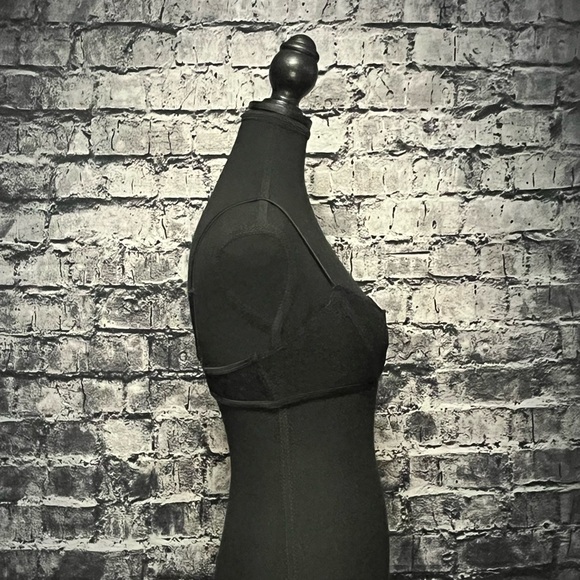 Maison Close Lingerie - Picture 5 of 6